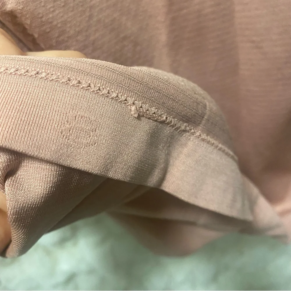 Lululemon Swiftly Tech Long Sleeve Crew 2.0 - Picture 11 of 11